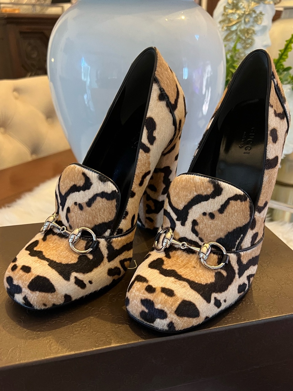 Gucci Leopard-Print Horsebit Block Heel Pumps - Beige/Black